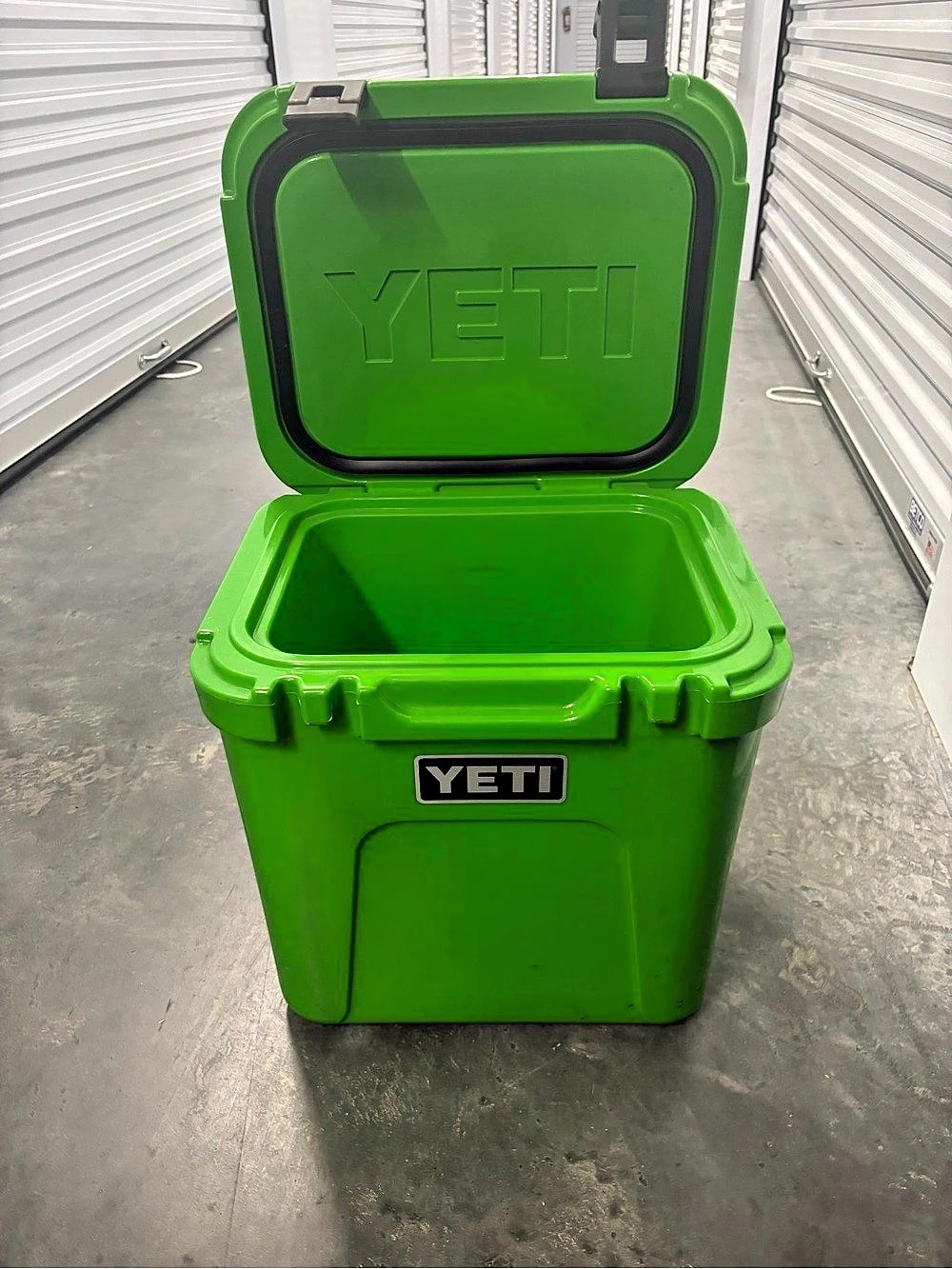 YETI Roadie 24 Hard Cooler Green